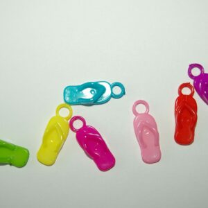 Zomers gekleurde slippers