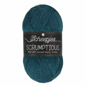 Scrumptious 354 Forest fruit pound cake